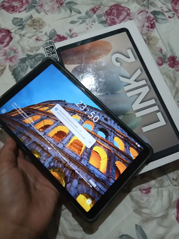 planshed blackview 66:30soatga yetadi zaryad