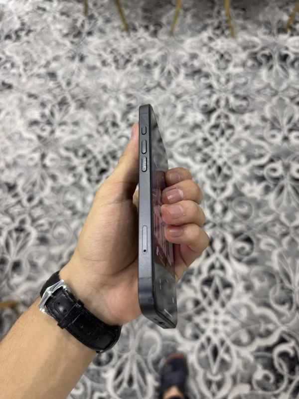 Iphone 16e 4 Iphone 16e 4