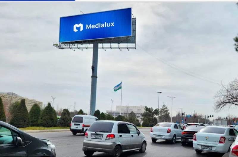 Наружное реклама в LED мониторах билбордах автобус метро остановках 2 Наружное реклама в LED мониторах билбордах автобус метро остановках 2
