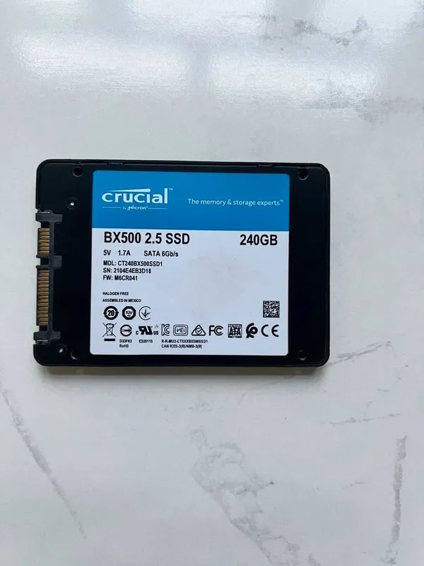 SSD SATA накопитель 240 GB 1 SSD SATA накопитель 240 GB 1