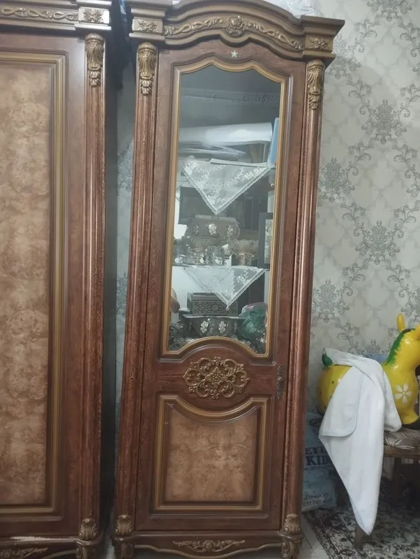 Продаётся мебельный карандаш стенка Продаётся мебельный карандаш стенка