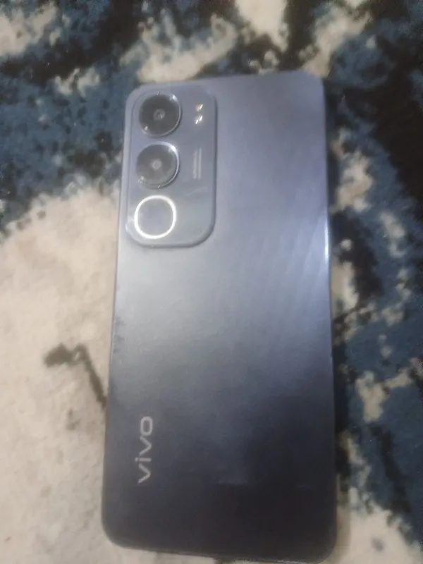 vivo 19y aybi yonbosh qilsa ishlamadi ekran singan — фото 3
