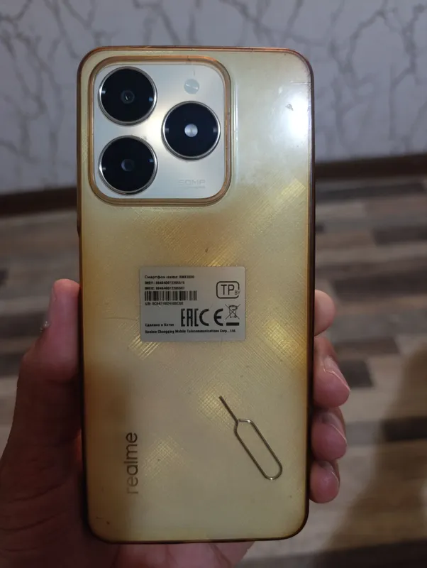 realme C61 4ga 128 sotiladi — фото 1