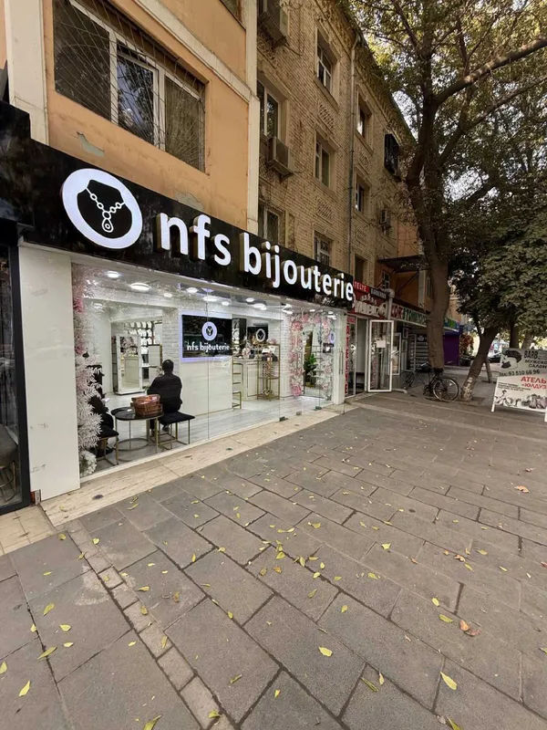 Noturar bino sotiladi 2