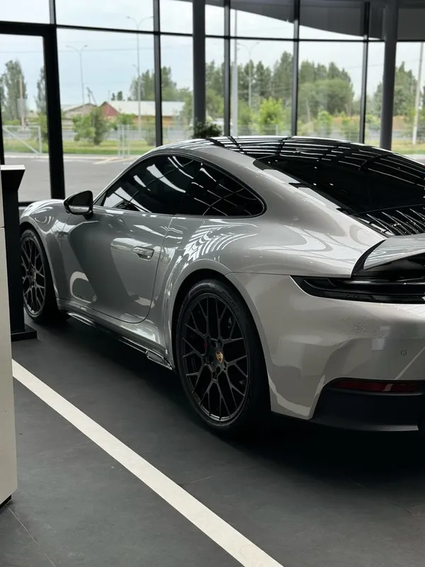 Porsche 911 4GTS — фото 4