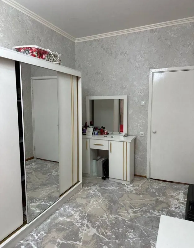 Chilonzor Novda oldida 2 xonalik Maklersiz 2