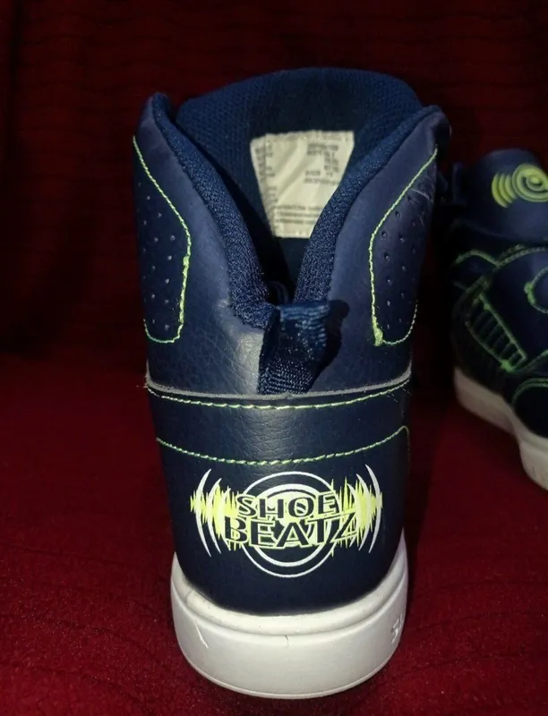 Из США, подростковая обувь, бренда BEATZ BOYS SHOES SZ24 BLUETOOTH — фото 5