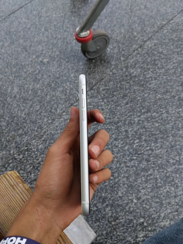 iPhone XR 2 iPhone XR 2