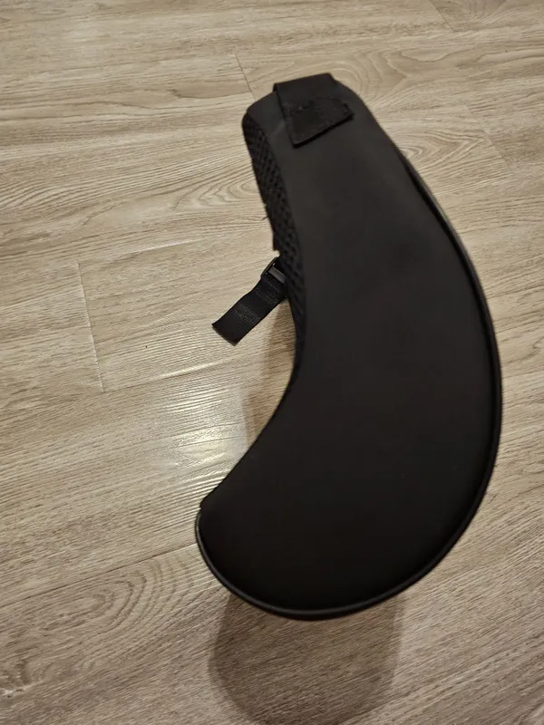 Продам подголовник 2шт — фото 1