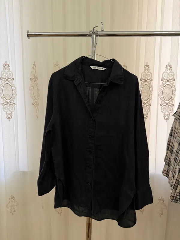 Рубашка ZARA черная ЛЁН