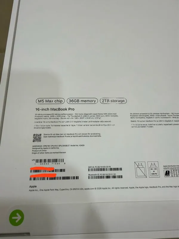 Macbook Pro 16 inch M5 Max chip 36 GB 2 TB storage — фото 2