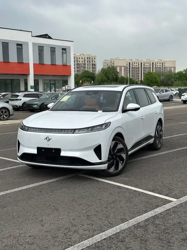 Dongfeng ep008 restyling