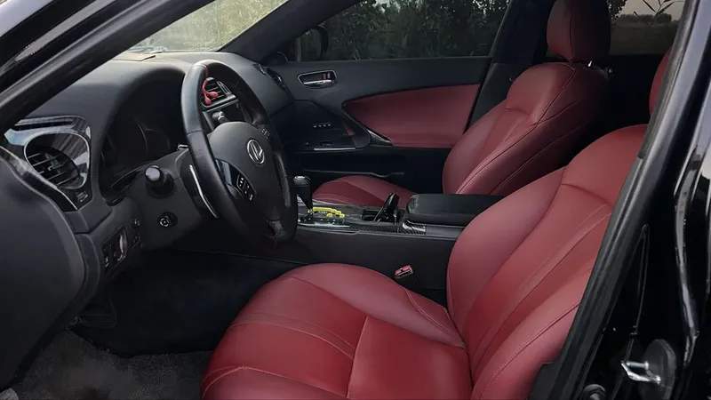 Автомобиль LEXUS F SPORT, стилизованный под ракету 7 Автомобиль LEXUS F SPORT, стилизованный под ракету 7