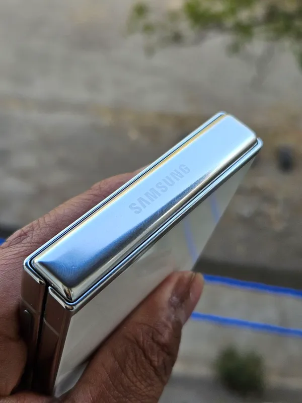 samsung Z flip 5 6