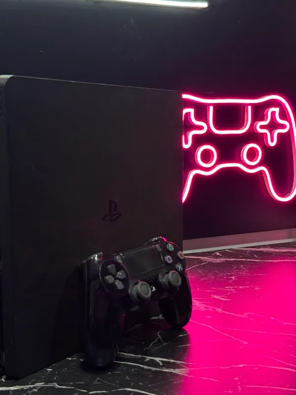 Playstation 4 Slim — фото 1