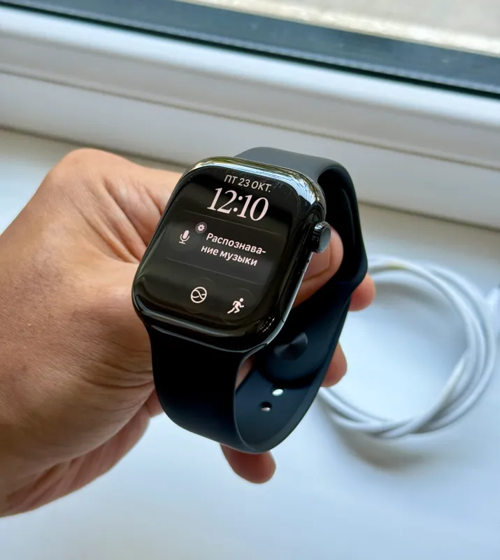 Apple iWatch 11 Jet Black 46mm 99% 1 Apple iWatch 11 Jet Black 46mm 99% 1