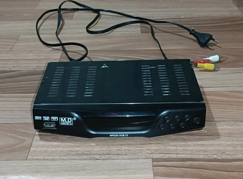 DVB-12 tunner FULL HD 1080p