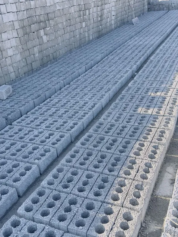 Шлакоблок ва газаблок курилиш махсулотлари.
