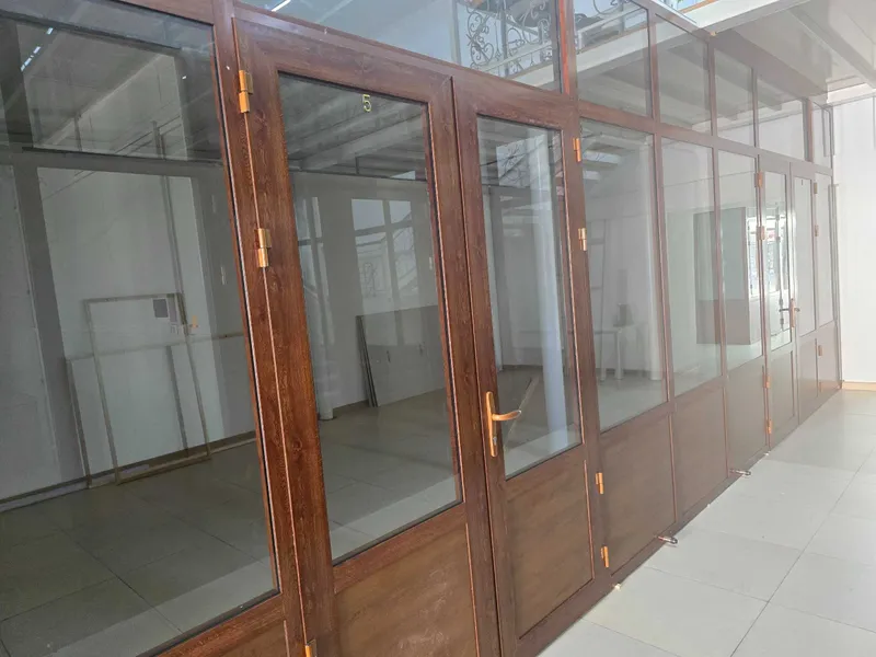 Buz bozorda yangi do‘konlar ijaraga beriladi (20 m² dan) 6