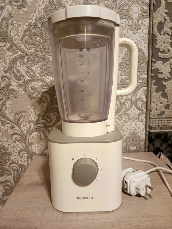 Блендер KENWOOD 1.6 литра