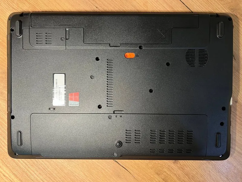 Продам Ноутбук марки Gateway 4 Продам Ноутбук марки Gateway 4