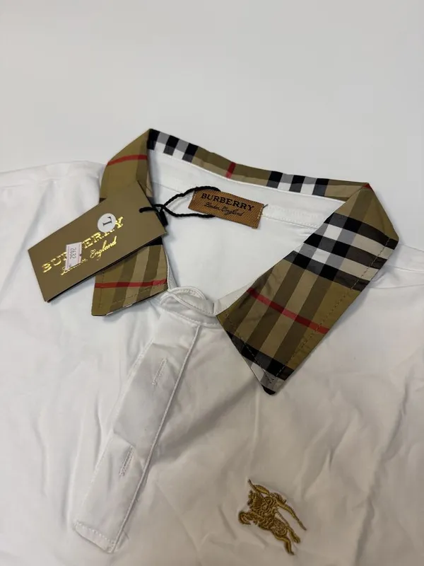 Поло Burberry. 3 Поло Burberry. 3
