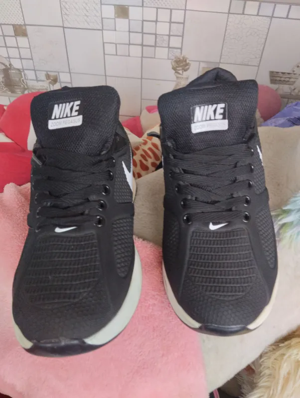 Кросовки Nike 1 Кросовки Nike 1