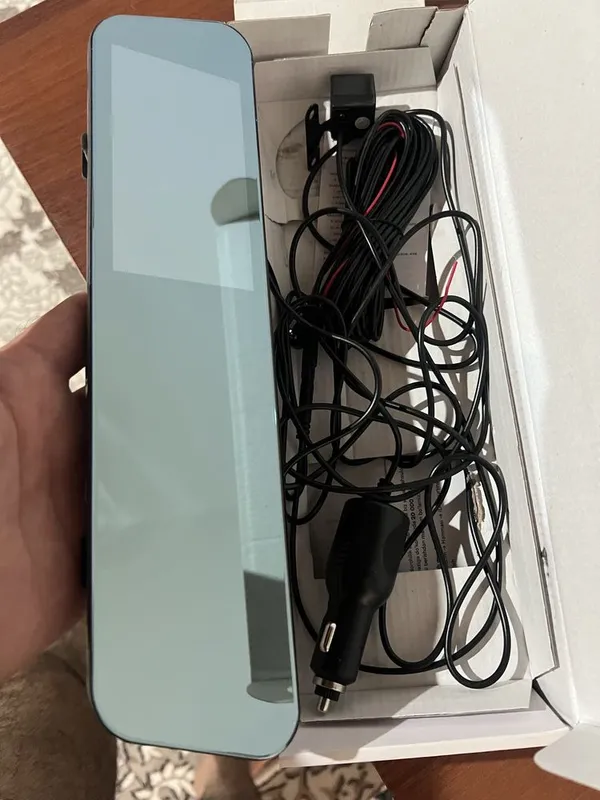 Videoregistrator arzonga sotiladi ishlatilmagan hali 1