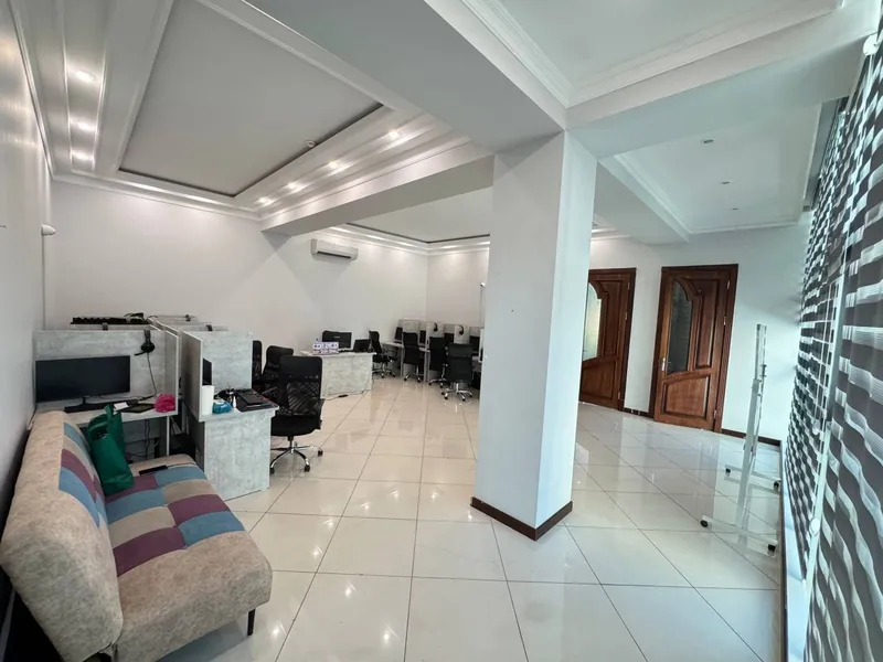 Oybek metro 1-liniyada 2 va 3 etaj office ijaraga beriladi. — фото 6