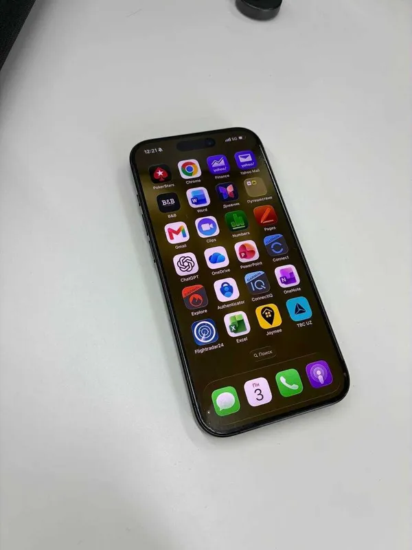 Продаётся iPhone 15 Pro, 256 GB, цвет Space Grey. 3