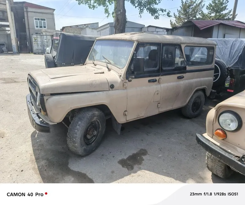 Uaz bars sotiladi