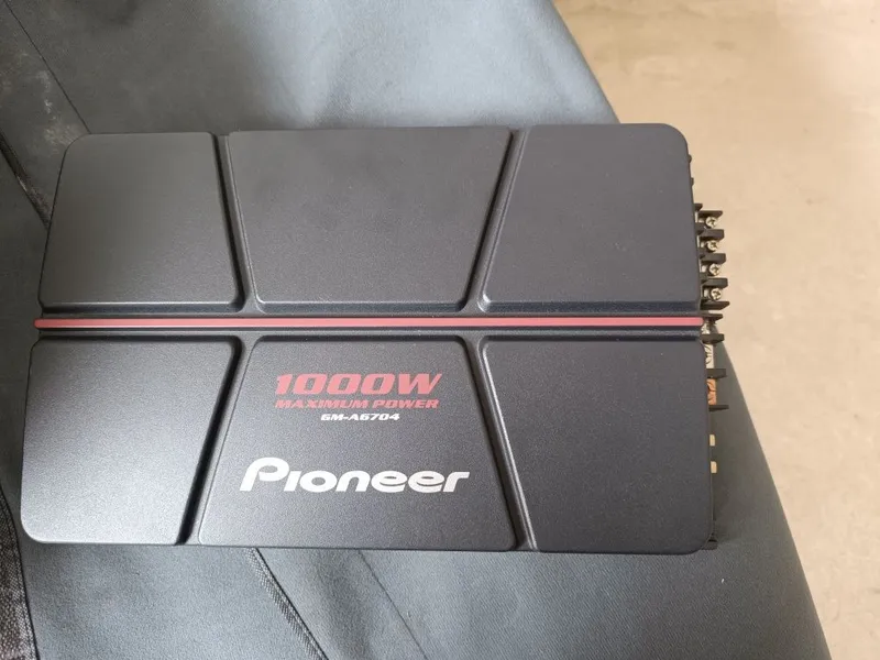 Useletil Pioneer 1000W 4 kanal 1.100 uzs 1 Useletil Pioneer 1000W 4 kanal 1.100 uzs 1