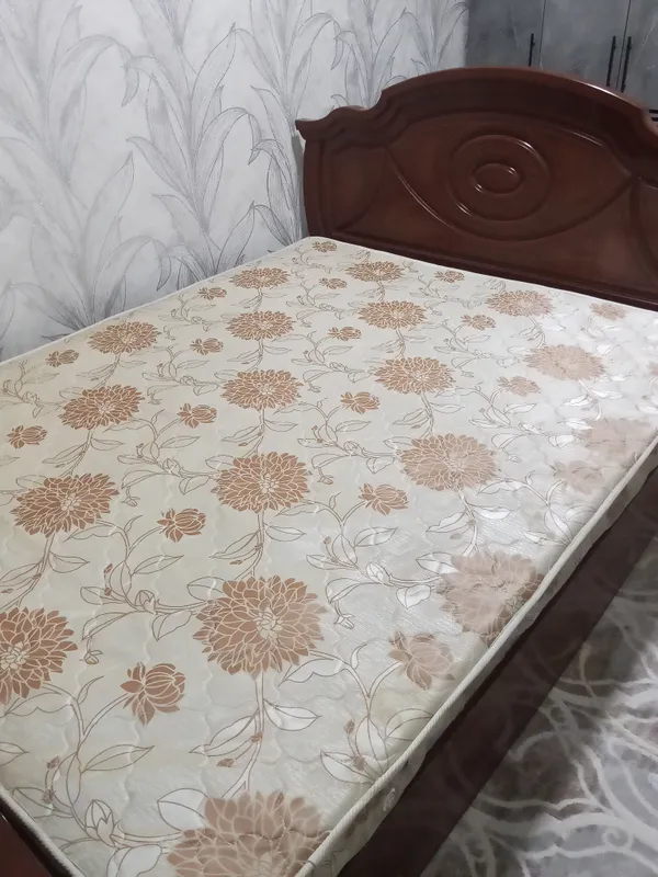 divan yotoq uchun 1