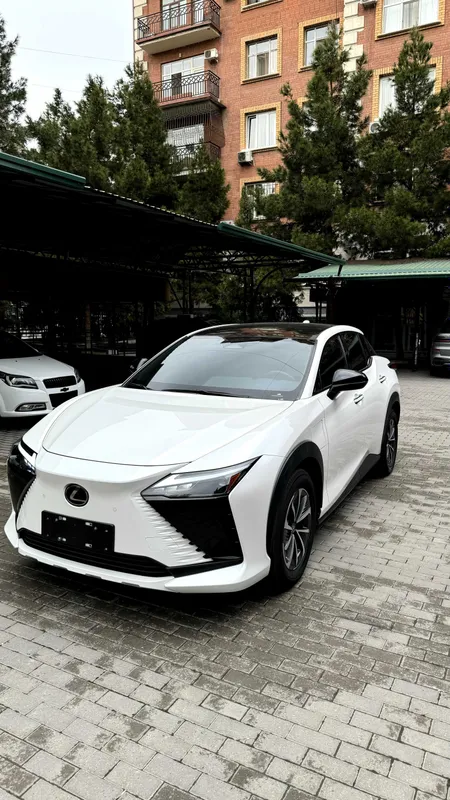 Lexus RZ450e Full AWD