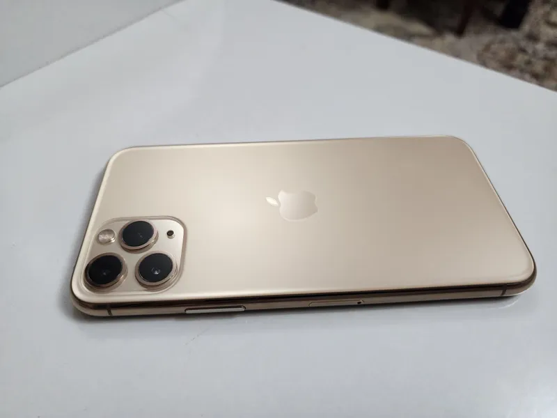 iphone 11 Pro GOLD 256Gb Ideal Sastayana
