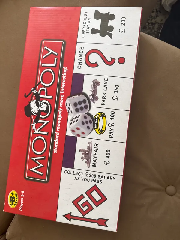 монополия