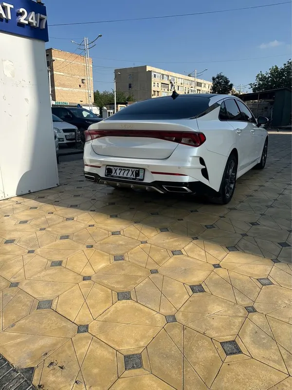 Sotiladi KIA K5 komfort plus — фото 1