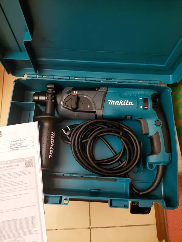 Перфоратор MAKITA