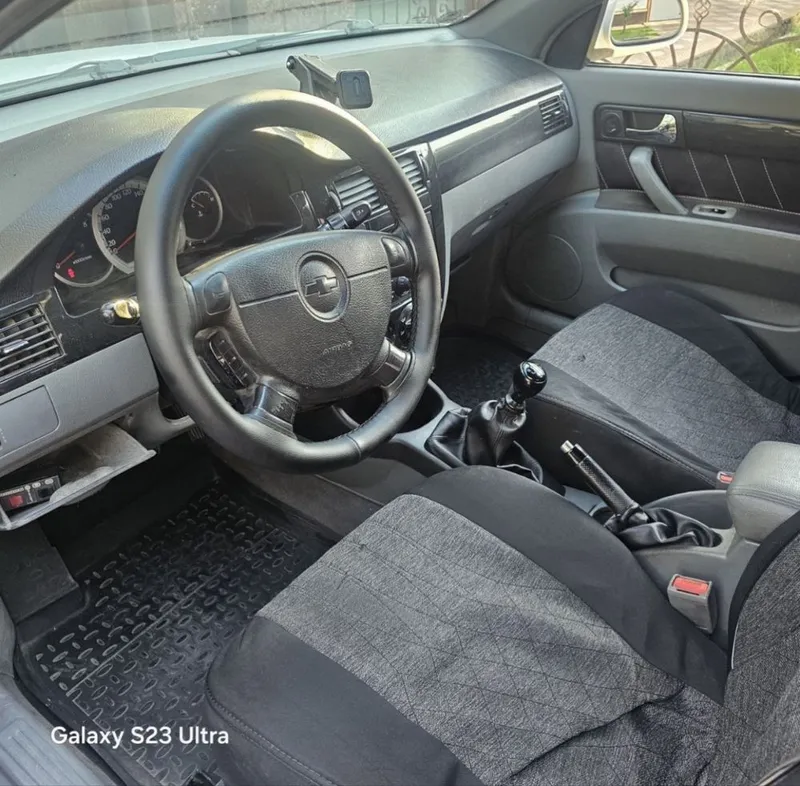 Lasetti 1.8 есть метан 1