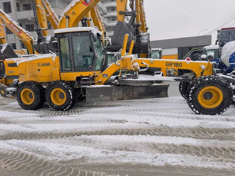 Грейдер XCMG GR180 Грейдер XCMG GR180