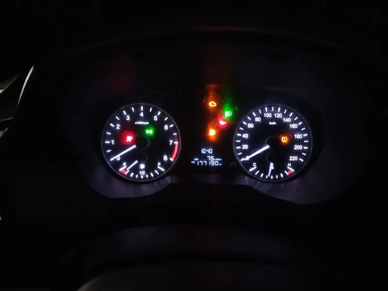 JAC M3, Srochno sotiladi pul kere bogani uchun telda malumot beriladi 5 JAC M3, Srochno sotiladi pul kere bogani uchun telda malumot beriladi 5
