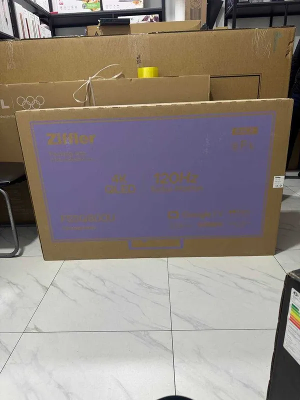 Телевизор ZIFFLER 55 4K QLED 120hz Google TV голосовое управления есть