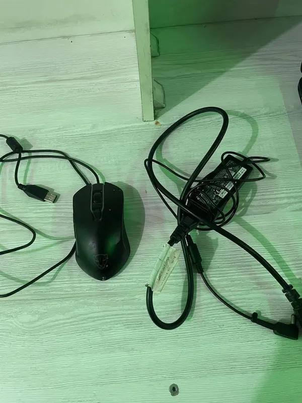 Noutbuk Acer xolati yaxshi 4