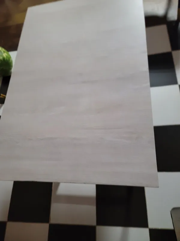 Shoshilinch deyarli yangi stol sotaman, pastdagisini o‘qing 6