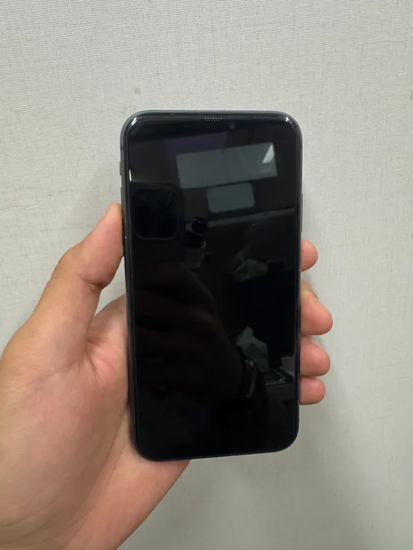 iPhone 11, состояние хорошее, 64 ГБ 2