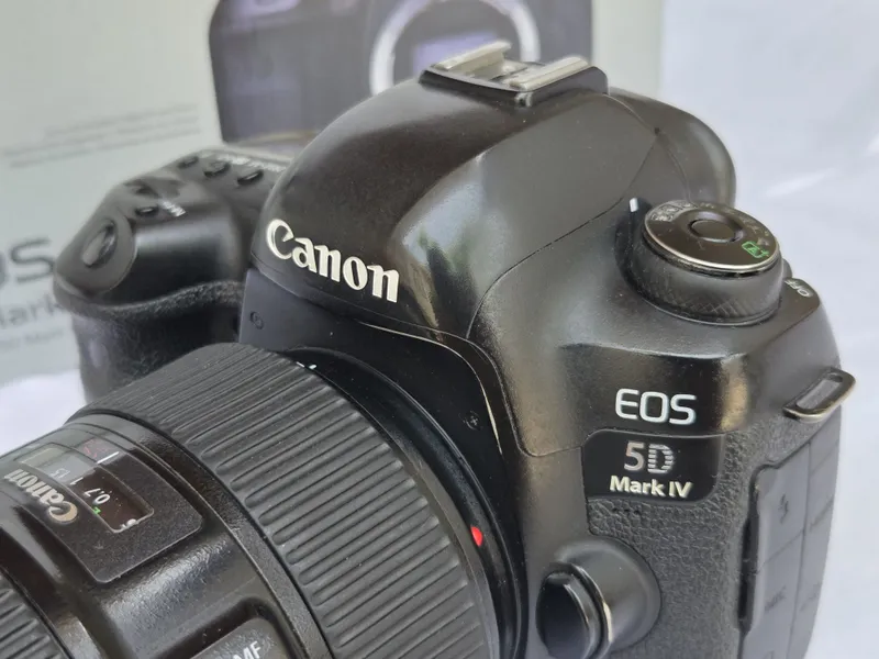 Canon 5D Mark IV Kit / 17-40mm L / 50mm f1.4 — Holati ideal! — фото 1