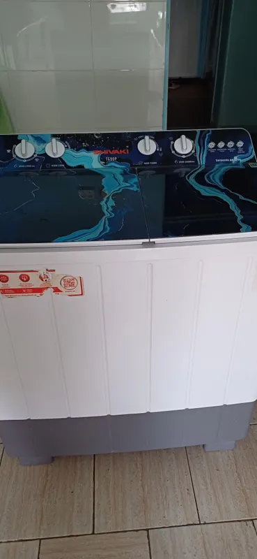 Продаётся стиральная машина полуавтомат Shivaki 9