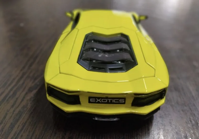 Модель автомобиля Lamborghini Aventador LP700-4 — фото 3