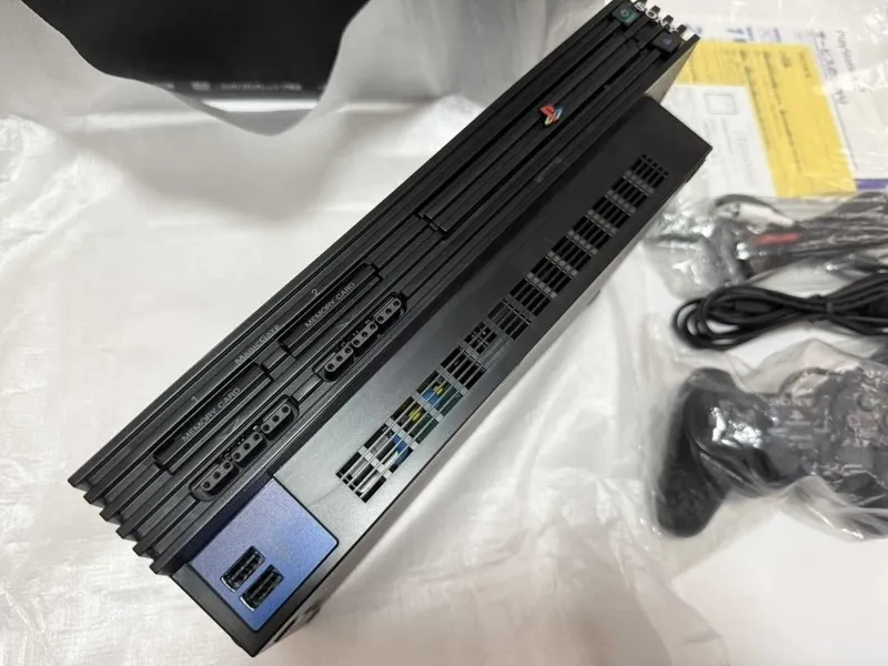 Playstation 2 Limited Midnight Black, полная комплектация, новый 5 Playstation 2 Limited Midnight Black, полная комплектация, новый 5