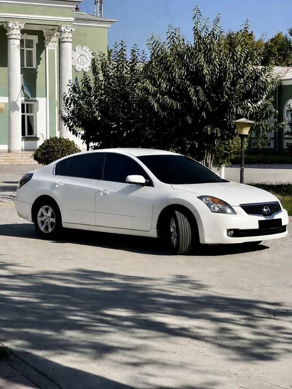 Nissan Altima Srochna sotiladi Faqat naxtka xolati zor 3